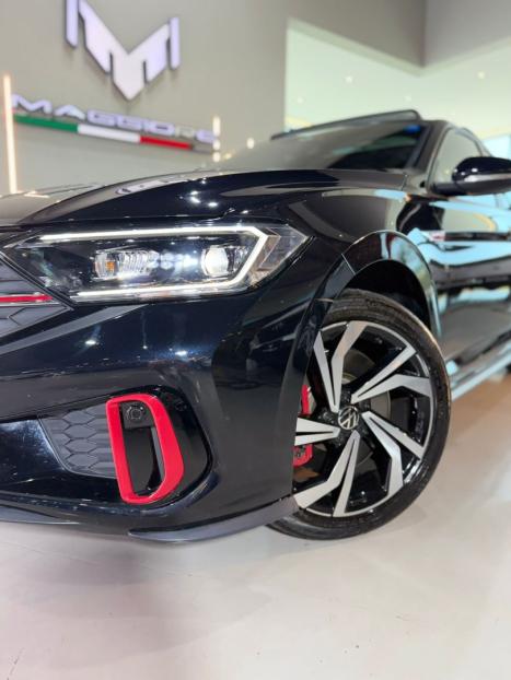 VOLKSWAGEN Jetta 2.0 4P TSI HIGHLINE 200 CV AUTOM�TICO, Foto 4