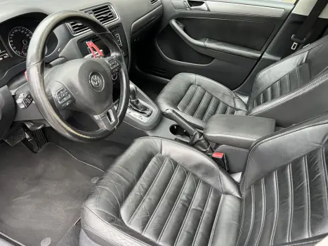 VOLKSWAGEN Jetta 2.0 4P TSI HIGHLINE 211 CV AUTOM�TICO, Foto 8