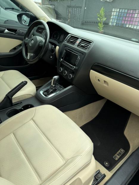 VOLKSWAGEN Jetta 2.0 4P FLEX COMFORTLINE TIPTRONIC AUTOM�TICO, Foto 9