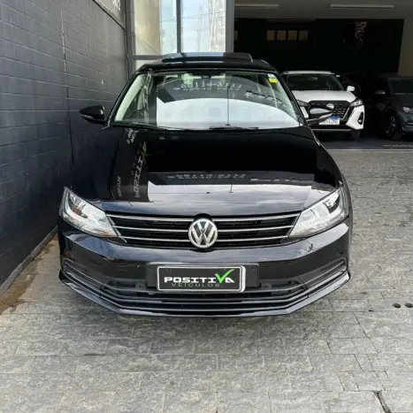 VOLKSWAGEN Jetta 2.0 4P COMFORTLINE TIPTRONIC AUTOM�TICO, Foto 2