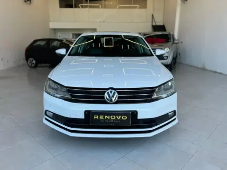 VOLKSWAGEN Jetta 2.0 4P TSI HIGHLINE 211 CV AUTOM�TICO, Foto 2