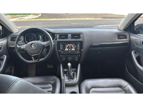 VOLKSWAGEN Jetta 2.0 4P TSI HIGHLINE 211 CV AUTOM�TICO, Foto 6