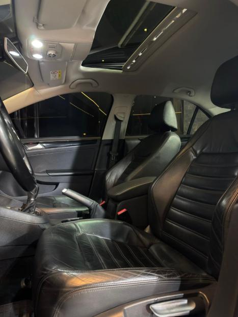 VOLKSWAGEN Jetta 2.0 4P TSI HIGHLINE 211 CV AUTOM�TICO, Foto 12