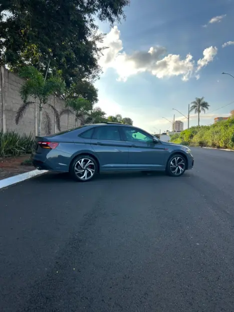 VOLKSWAGEN Jetta 2.0 4P 350 TSI GLI AUTOM�TICO DSG, Foto 10