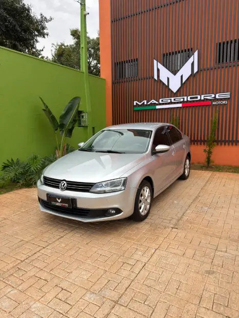 VOLKSWAGEN Jetta 2.0 4P FLEX AUTOM�TICO, Foto 4