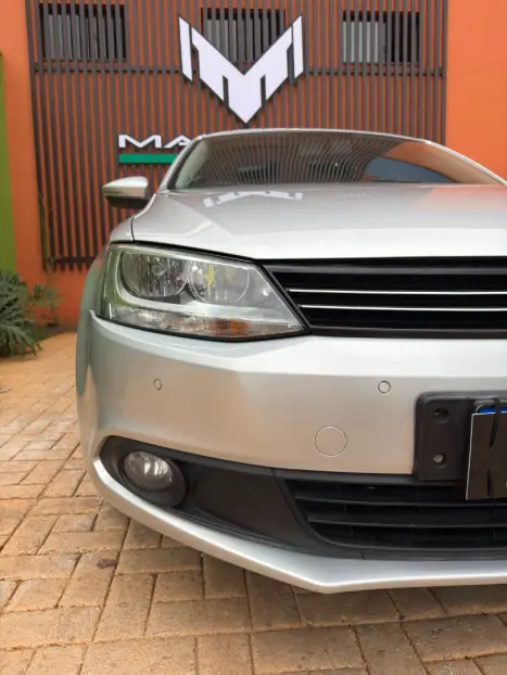 VOLKSWAGEN Jetta 2.0 4P FLEX AUTOM�TICO, Foto 5