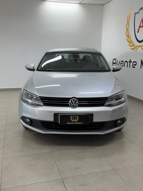 VOLKSWAGEN Jetta 2.0 4P COMFORTLINE TIPTRONIC AUTOM�TICO, Foto 2