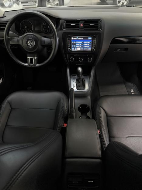 VOLKSWAGEN Jetta 2.0 4P COMFORTLINE TIPTRONIC AUTOM�TICO, Foto 9