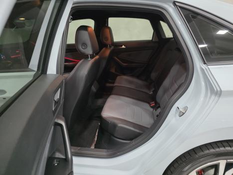 VOLKSWAGEN Jetta 2.0 4P 350 TSI GLI AUTOM�TICO DSG, Foto 13