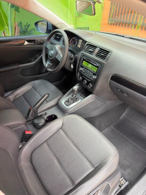VOLKSWAGEN Jetta 2.0 4P COMFORTLINE TIPTRONIC AUTOM�TICO, Foto 10