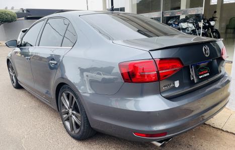 VOLKSWAGEN Jetta 2.0 4P TSI HIGHLINE 200 CV AUTOM�TICO, Foto 4