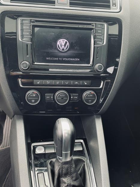 VOLKSWAGEN Jetta 2.0 4P TSI HIGHLINE 200 CV AUTOM�TICO, Foto 11