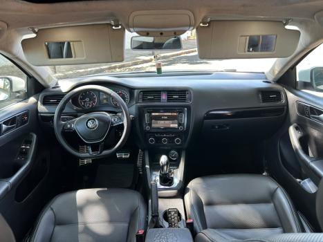 VOLKSWAGEN Jetta 2.0 4P COMFORTLINE FLEX, Foto 12