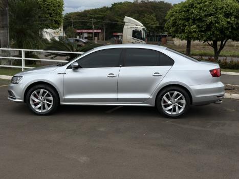 VOLKSWAGEN Jetta 2.0 4P TSI HIGHLINE 211 CV AUTOMÁTICO, Foto 4