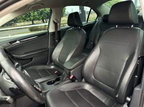 VOLKSWAGEN Jetta 2.0 4P TSI HIGHLINE 211 CV AUTOMÁTICO, Foto 11