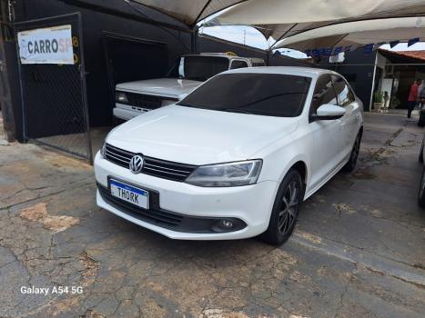 VOLKSWAGEN Jetta 2.0 4P FLEX COMFORTLINE TIPTRONIC AUTOMÁTICO, Foto 3