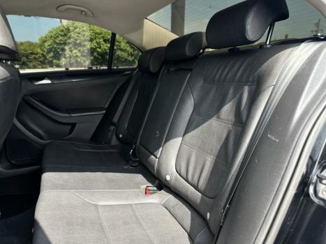 VOLKSWAGEN Jetta 2.0 4P COMFORTLINE FLEX, Foto 4
