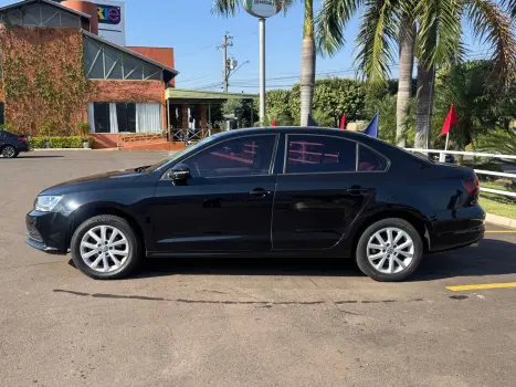 VOLKSWAGEN Jetta 2.0 4P TRENDLINE FLEX AUTOMÁTICO, Foto 8