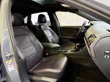 VOLKSWAGEN Jetta 2.0 4P 350 TSI GLI AUTOMÁTICO DSG, Foto 10
