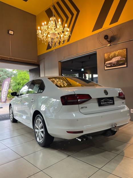 VOLKSWAGEN Jetta , Foto 4