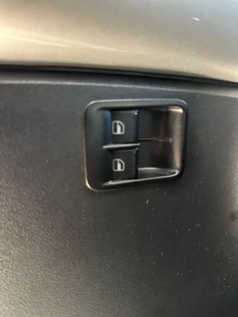 VOLKSWAGEN New Beetle 2.0 MI AUTOMÁTICO, Foto 17 VOLKSWAGEN New Beetle 2.0 MI AUTOMÁTICO, Foto 17