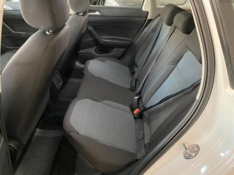 VOLKSWAGEN Nivus 1.0 4P FLEX 200 TSI COMFORTLINE TURBO AUTOMTICO, Foto 8