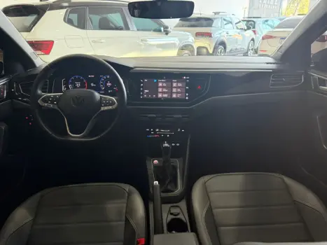 VOLKSWAGEN Nivus 1.0 4P FLEX 200 TSI HIGHLINE TURBO AUTOMÁTICO, Foto 6 VOLKSWAGEN Nivus 1.0 4P FLEX 200 TSI HIGHLINE TURBO AUTOMÁTICO, Foto 6