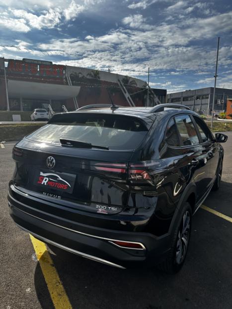 VOLKSWAGEN Nivus 1.0 4P FLEX 200 TSI HIGHLINE TURBO AUTOMÁTICO, Foto 7 VOLKSWAGEN Nivus 1.0 4P FLEX 200 TSI HIGHLINE TURBO AUTOMÁTICO, Foto 7