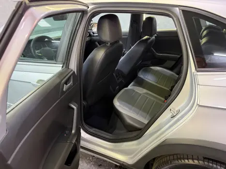 VOLKSWAGEN Nivus 1.0 4P FLEX 200 TSI HIGHLINE TURBO AUTOMTICO, Foto 4