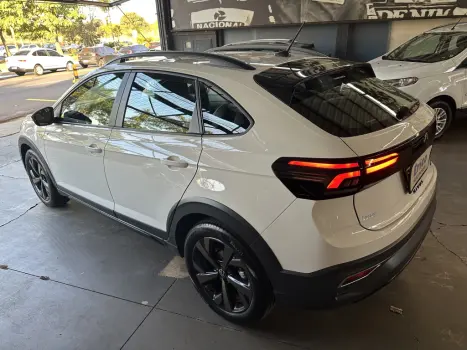 VOLKSWAGEN Nivus 1.0 4P FLEX 200 TSI HIGHLINE TURBO AUTOMTICO, Foto 11