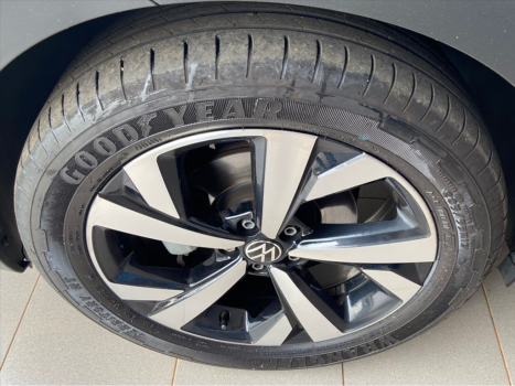VOLKSWAGEN Nivus 1.0 4P FLEX 200 TSI HIGHLINE TURBO AUTOMTICO, Foto 9