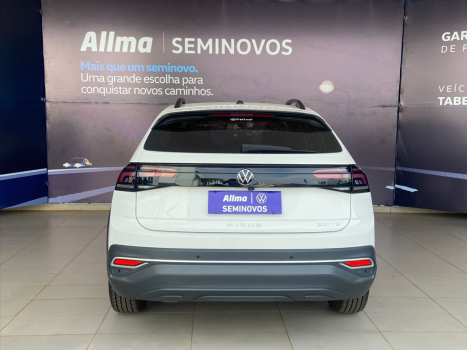 VOLKSWAGEN Nivus 1.0 4P FLEX 200 TSI COMFORTLINE TURBO AUTOMTICO, Foto 6