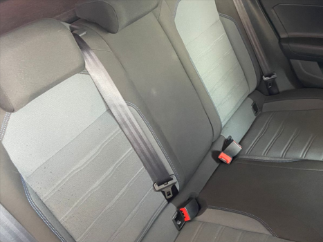 VOLKSWAGEN Nivus 1.0 4P FLEX 200 TSI COMFORTLINE TURBO AUTOMTICO, Foto 15