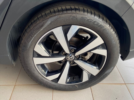 VOLKSWAGEN Nivus 1.0 4P FLEX 200 TSI HIGHLINE TURBO AUTOMTICO, Foto 9