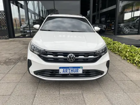 VOLKSWAGEN Nivus 1.0 4P FLEX 200 TSI COMFORTLINE TURBO AUTOMTICO, Foto 2