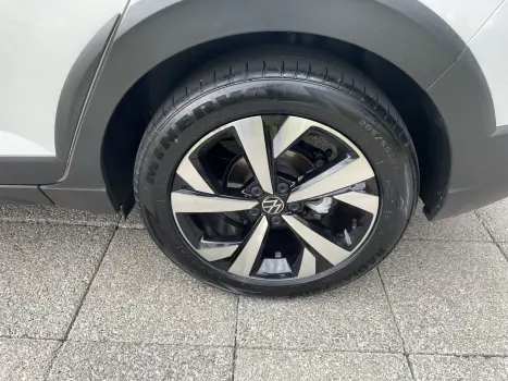 VOLKSWAGEN Nivus 1.0 4P FLEX 200 TSI COMFORTLINE TURBO AUTOMTICO, Foto 13