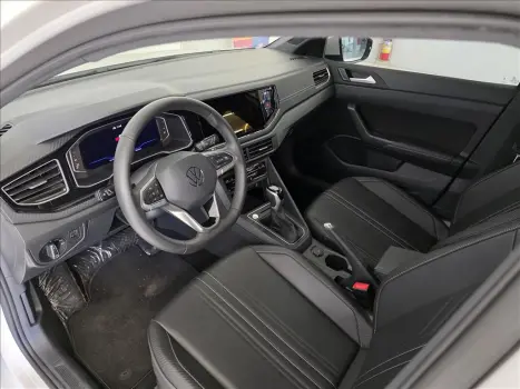 VOLKSWAGEN Nivus 1.0 4P FLEX 200 TSI HIGHLINE TURBO AUTOMTICO, Foto 7