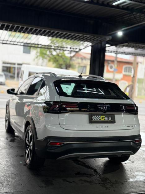 VOLKSWAGEN Nivus 1.0 4P FLEX 200 TSI HIGHLINE TURBO AUTOMÁTICO, Foto 11 VOLKSWAGEN Nivus 1.0 4P FLEX 200 TSI HIGHLINE TURBO AUTOMÁTICO, Foto 11