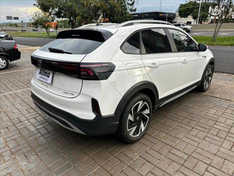 VOLKSWAGEN Nivus 1.0 4P FLEX 200 TSI HIGHLINE TURBO AUTOMÁTICO, Foto 4 VOLKSWAGEN Nivus 1.0 4P FLEX 200 TSI HIGHLINE TURBO AUTOMÁTICO, Foto 4