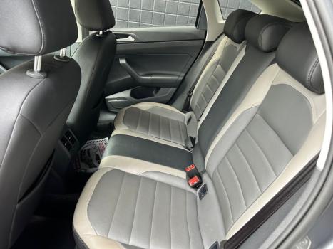 VOLKSWAGEN Nivus 1.0 4P FLEX 200 TSI COMFORTLINE TURBO AUTOMTICO, Foto 9