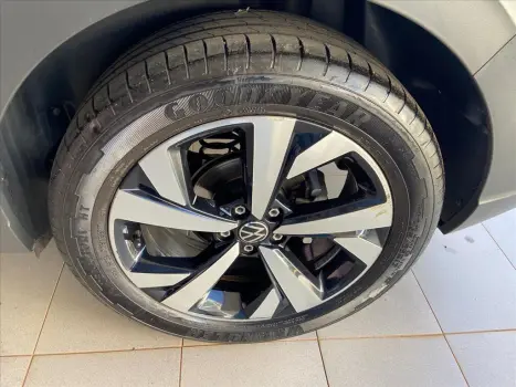 VOLKSWAGEN Nivus 1.0 4P FLEX 200 TSI HIGHLINE TURBO AUTOMTICO, Foto 9