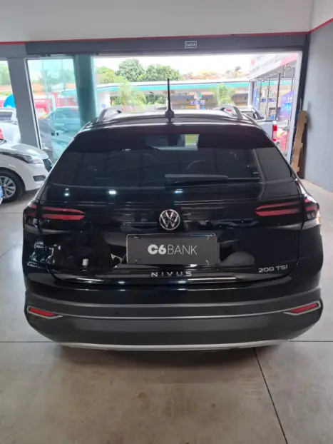 VOLKSWAGEN Nivus 1.0 4P FLEX 200 TSI HIGHLINE TURBO AUTOMTICO, Foto 5