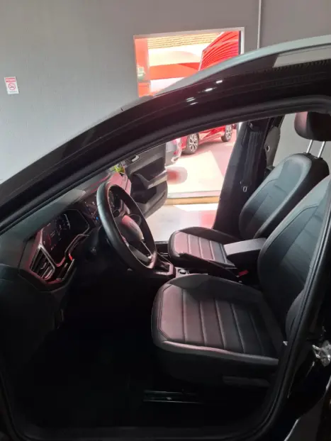 VOLKSWAGEN Nivus 1.0 4P FLEX 200 TSI HIGHLINE TURBO AUTOMTICO, Foto 9