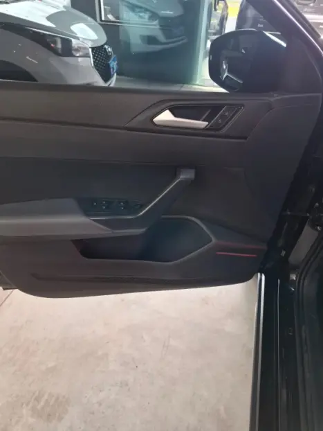 VOLKSWAGEN Nivus 1.0 4P FLEX 200 TSI HIGHLINE TURBO AUTOMTICO, Foto 20