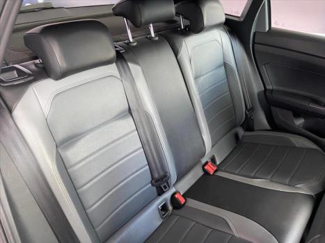 VOLKSWAGEN Nivus 1.0 4P FLEX 200 TSI HIGHLINE TURBO AUTOMTICO, Foto 15