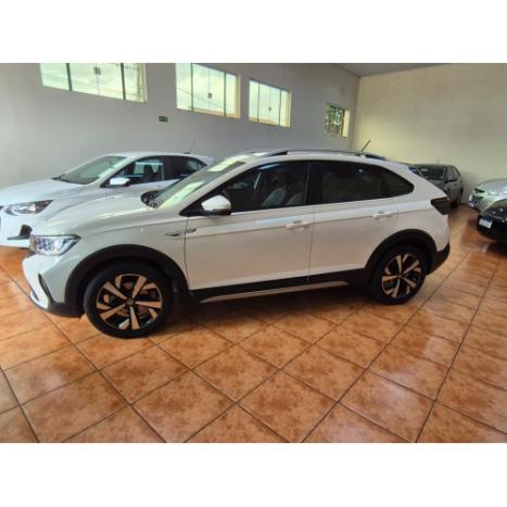 VOLKSWAGEN Nivus 1.0 4P FLEX 200 TSI HIGHLINE TURBO AUTOM�TICO, Foto 2