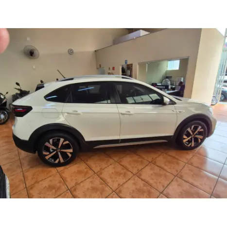 VOLKSWAGEN Nivus 1.0 4P FLEX 200 TSI HIGHLINE TURBO AUTOM�TICO, Foto 11