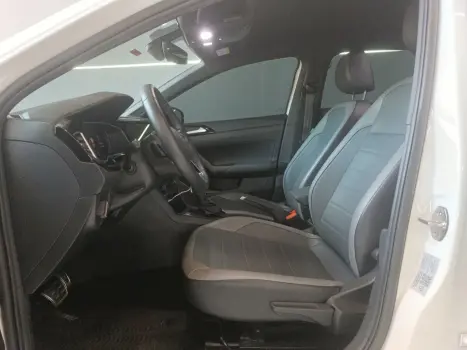 VOLKSWAGEN Nivus 1.0 4P FLEX 200 TSI HIGHLINE TURBO AUTOM�TICO, Foto 7