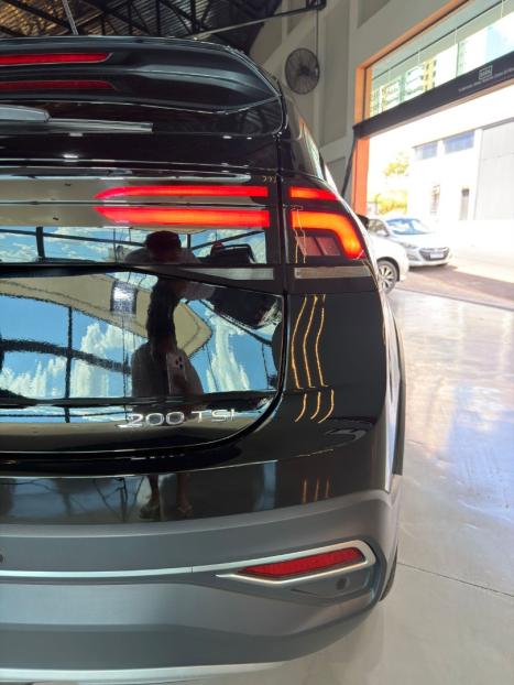 VOLKSWAGEN Nivus 1.0 4P FLEX 200 TSI HIGHLINE TURBO AUTOM�TICO, Foto 8