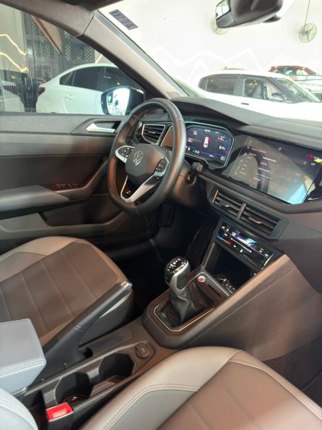 VOLKSWAGEN Nivus 1.0 4P FLEX 200 TSI HIGHLINE TURBO AUTOM�TICO, Foto 13